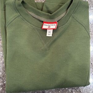 Hunter Men's Olive Crewneck Sweater